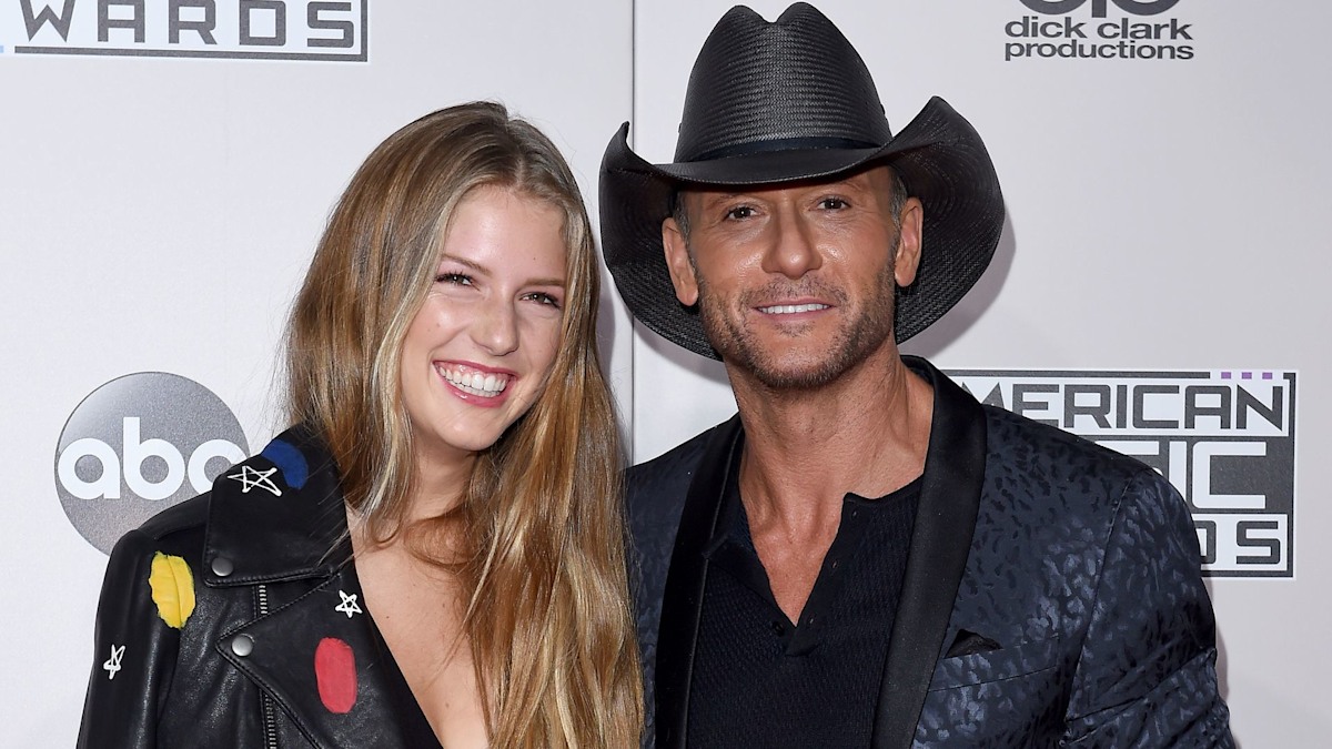tim-mcgraw-faith-hill-daughter-maggie-red-hair-3481.jpeg