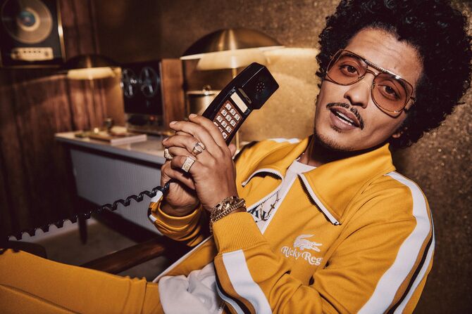 zacardi-cortez-bruno-mars-interview-9347.jpeg