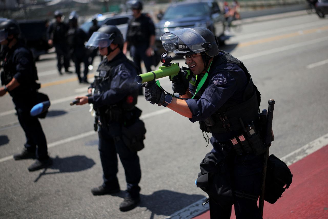 marines-la-protests-cnn-6605.jpeg