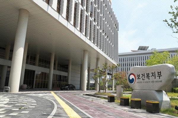 Breaking: Trump Moves to Seize Control of DC's Historic Golf Courses